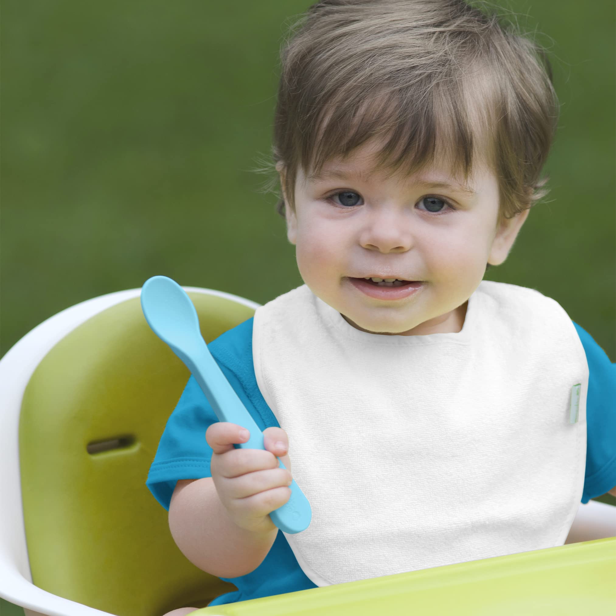 Green Sprouts Stay-Dry Bib Rose inner waterproof layer protects outfits.