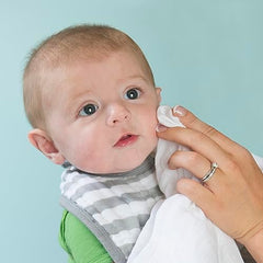 Green Sprouts machine-washable muslin cloth, blueberry small, stays soft after washes.