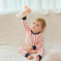GROSMIMI silicone straw is gentle on gums for comfortable sips.