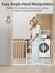 GROWNSY Mom's Choice gate highlights a robust double-locking one-handed operation.