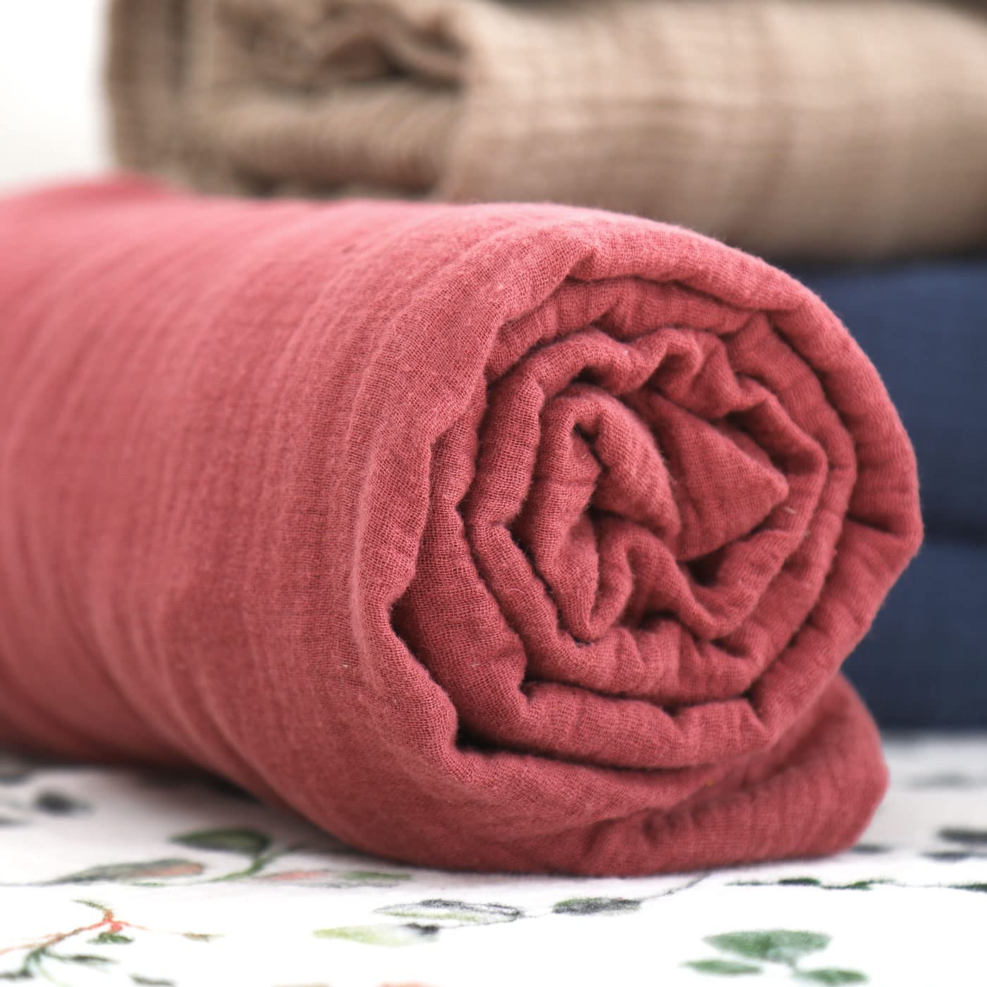 GRSSDER 100% cotton muslin crib sheet offers breathable, soft comfort for warm weather.