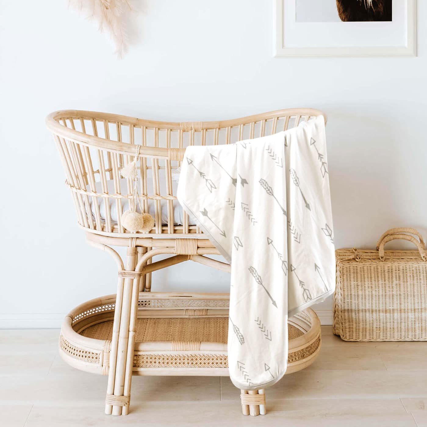 GRSSDER nursery-decor blanket placed in crib adds modern style.