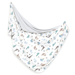 GRSSDER baby blanket in plush jersey knit offers gentle skin contact and breathability.