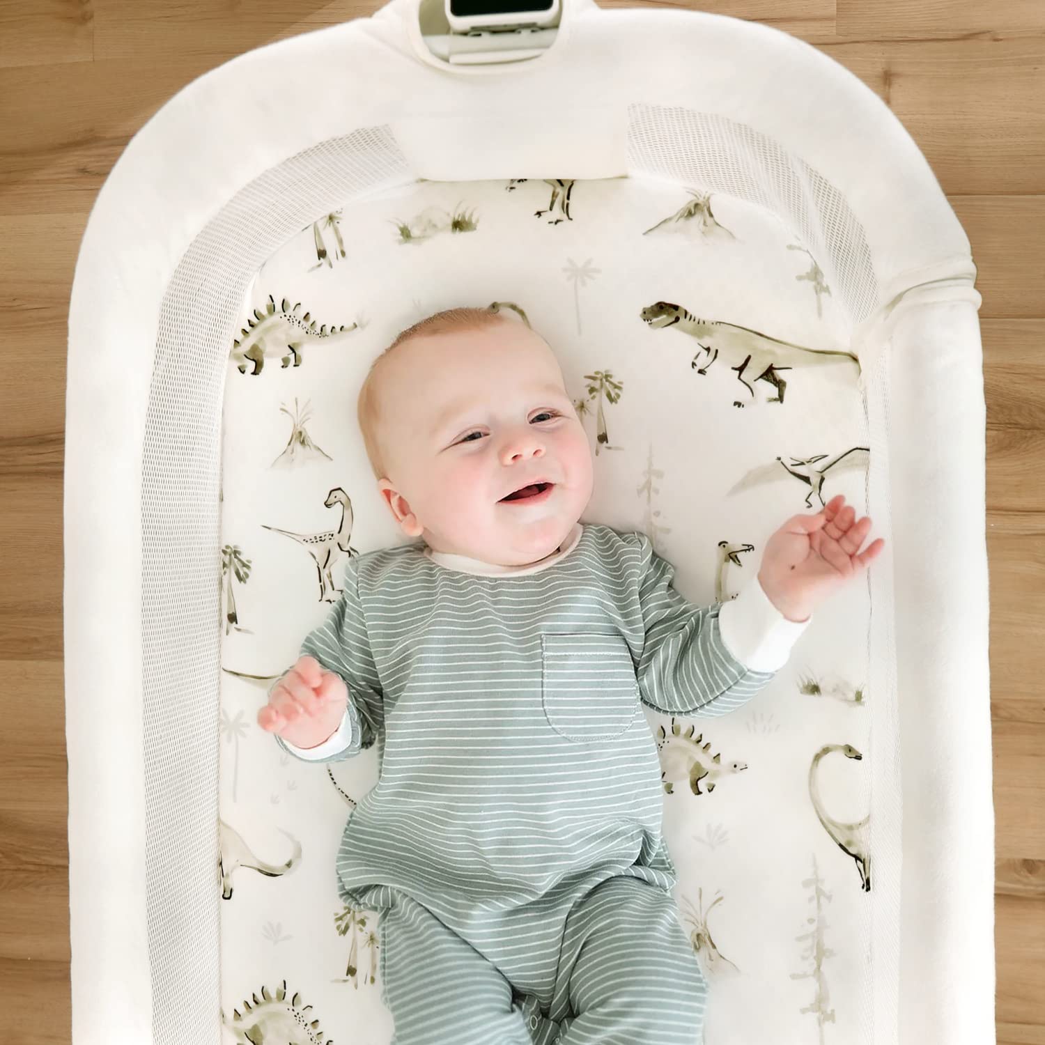 GRSSDER Bassinet Sheet care image shows machine washable and dry-cleanable options.