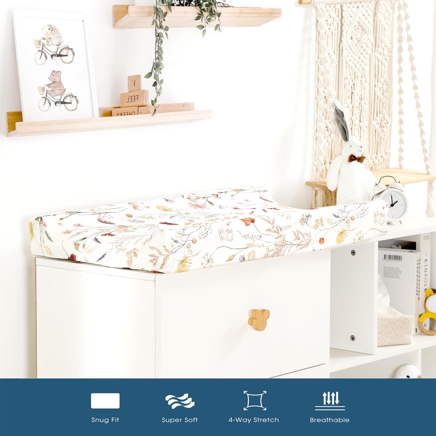 GRSSDER changing pad cover demonstrates universal fit with elastic edges securing the pad.
