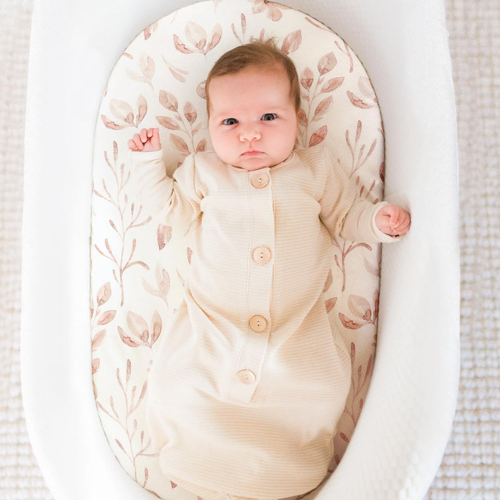 GRSSDER elastic-bottom secure-fit bassinet sheet stays in place during changes