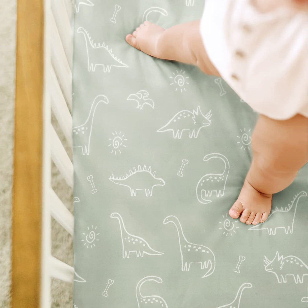 GRSSDER machine-washable crib sheet for simple care and durability.