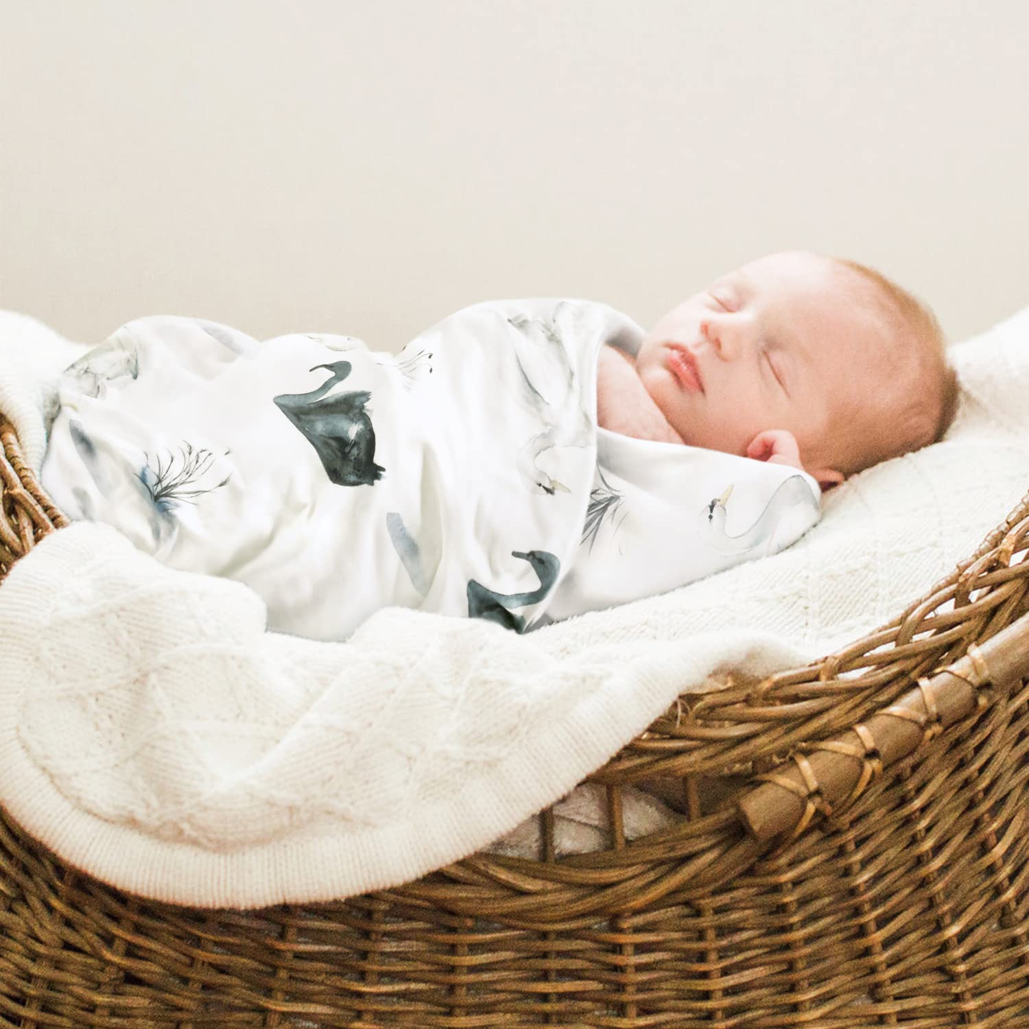 GRSSDER Dandelion pattern adds delicate charm to baby room.