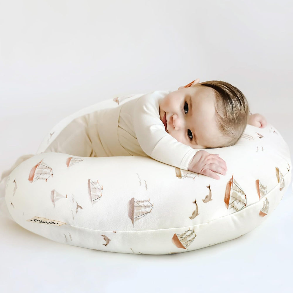 GRSSDER soft minky fabric cover provides ultra-soft touch during nursing.