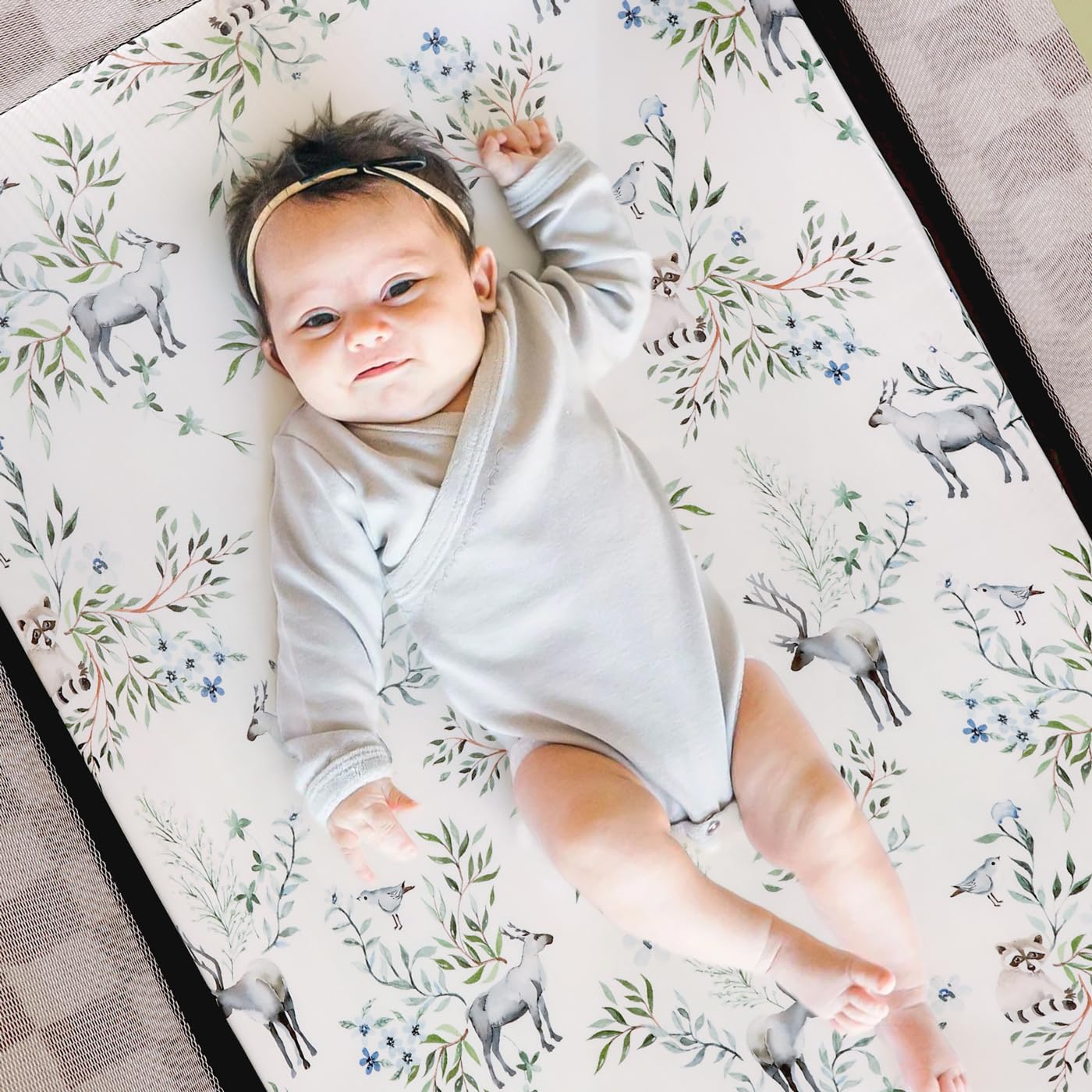 GRSSDER Pack n Play Sheets machine washable for simple, everyday cleanup.