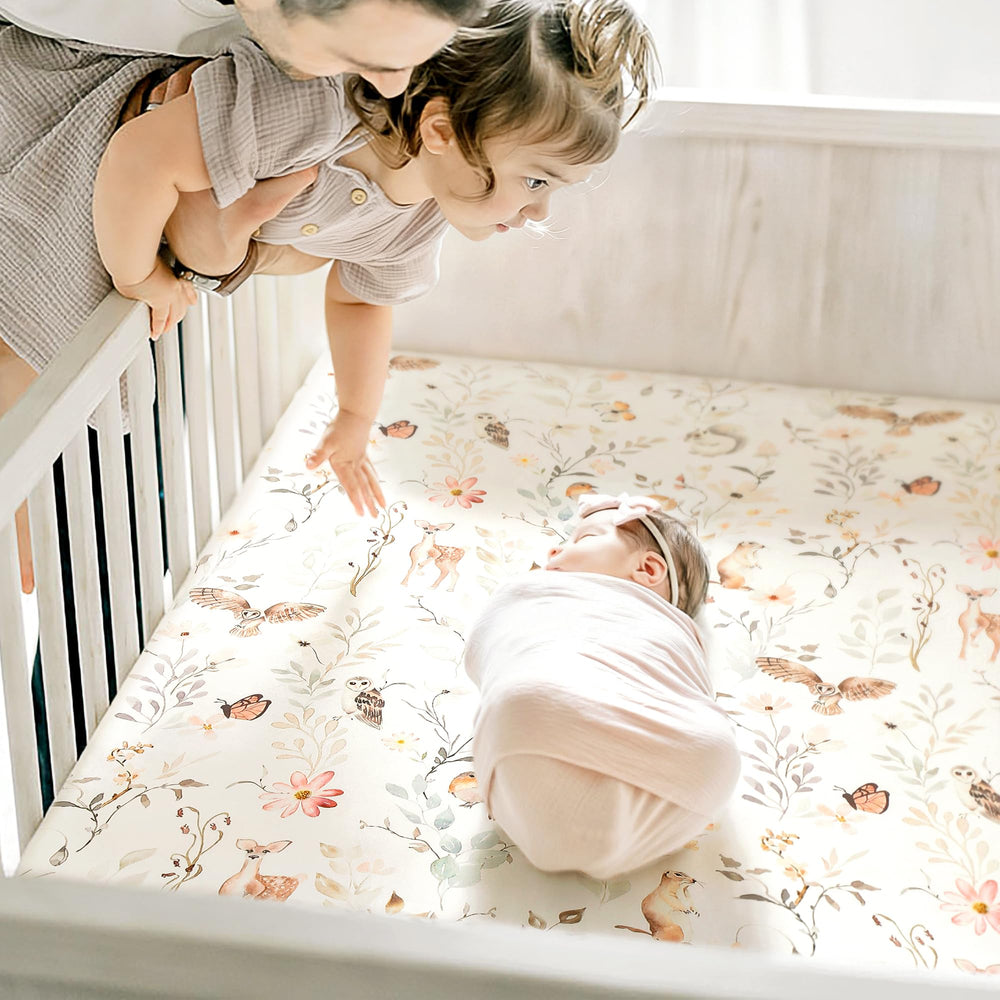 GRSSDER Stretch crib sheet universal fit view highlights compatibility with most standard crib mattresses.