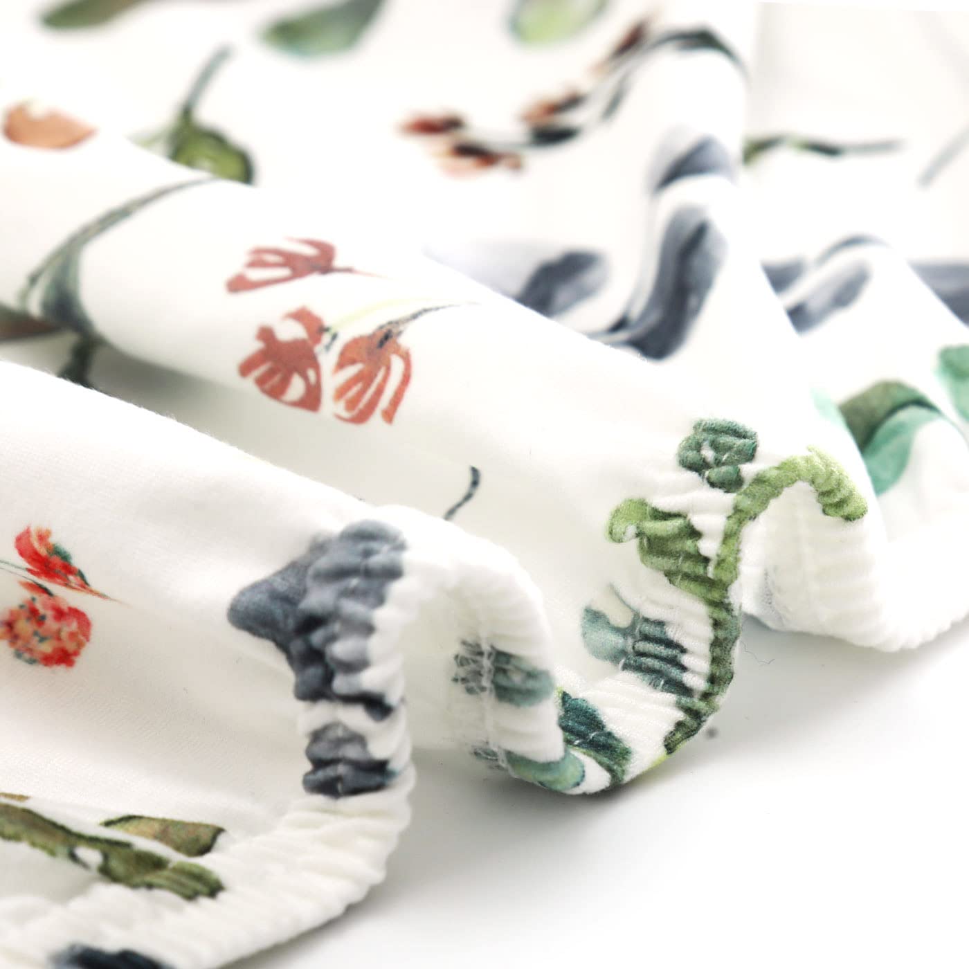 GRSSDER easy care details showing machine washable fabric and color retention