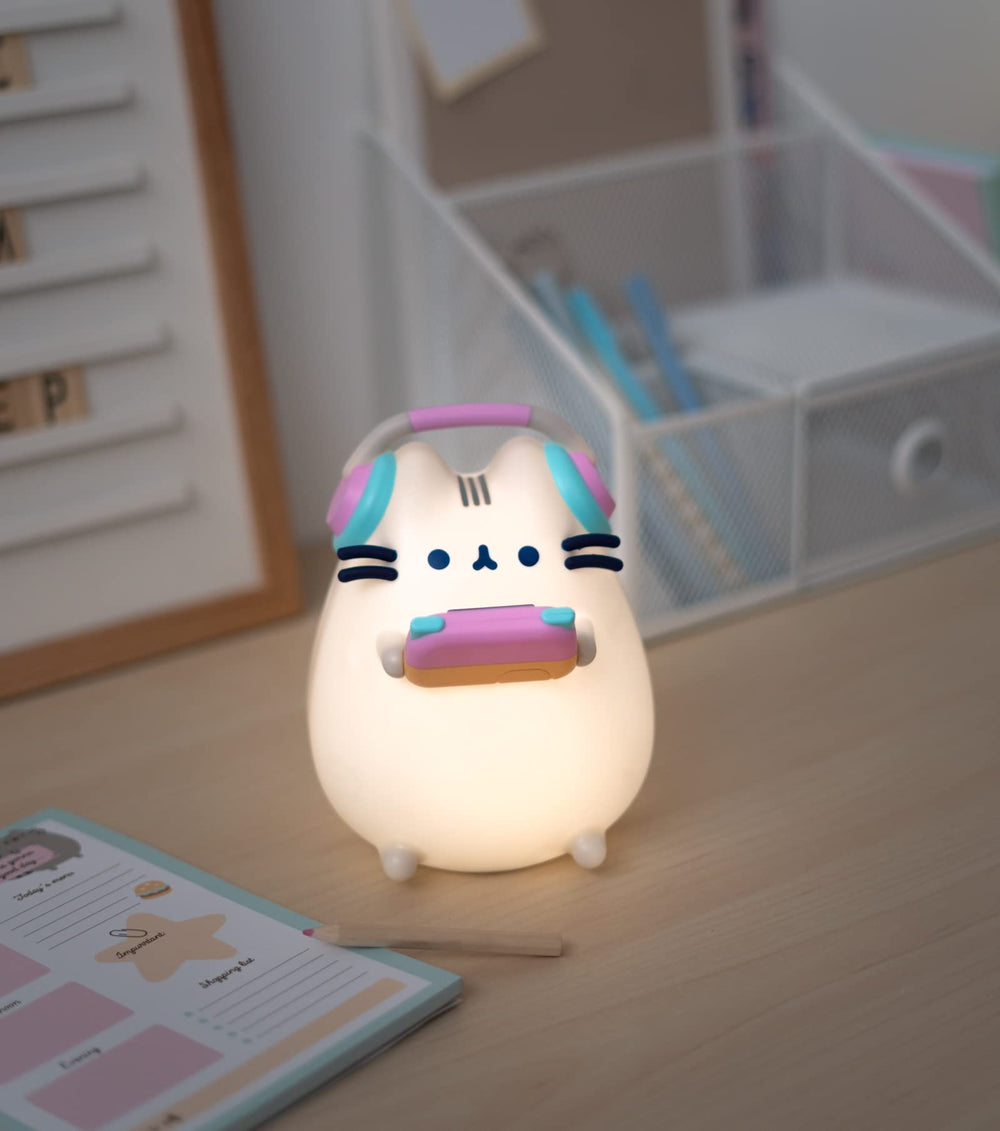 Grupo Erik Pusheen Gamer Lamp packaging-ready for gifting and display