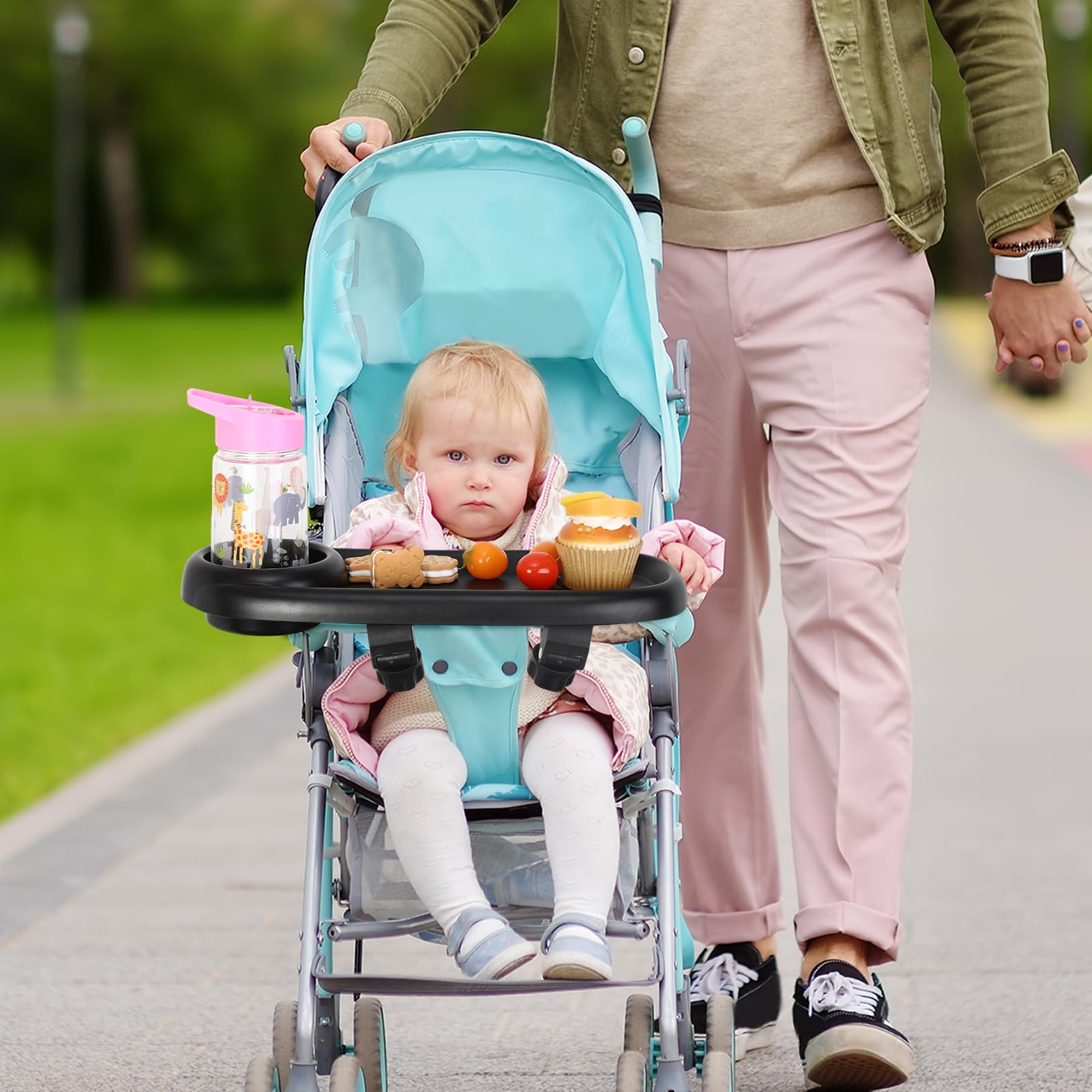 Guiqulai detachable snack tray supports self-feeding while keeping snacks handy.