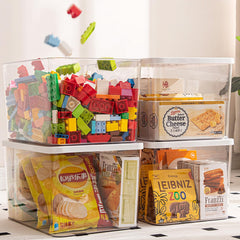 GUMEIGODA clear storage bin 4-pack with lids, organizing snacks and cosmetics.