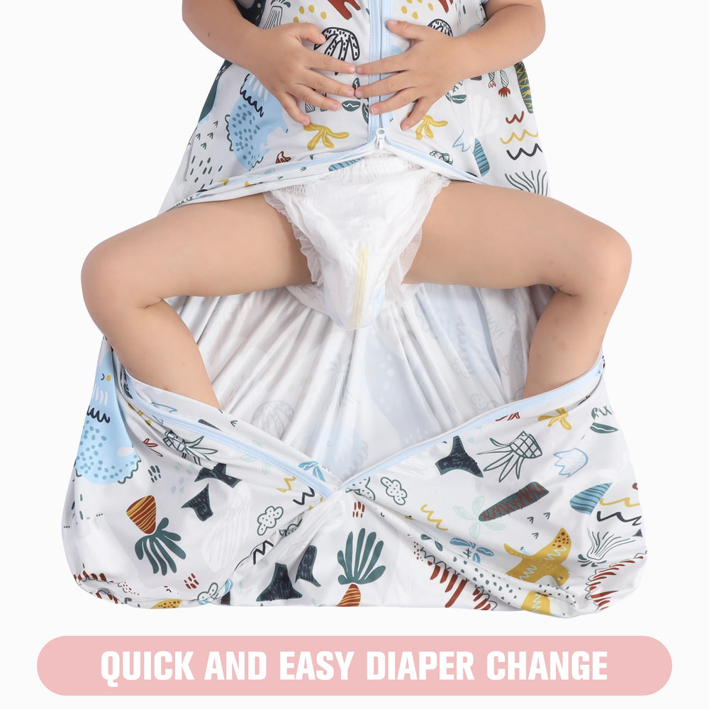 GUNTAIL sleep sack 2-way zipper close-up for easy changes.