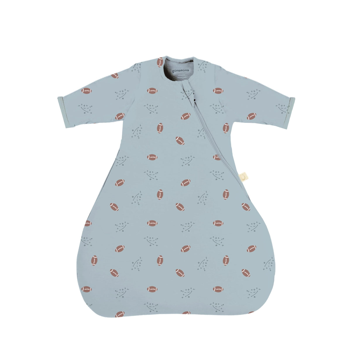 GUNAMUNA long-sleeve transitional swaddle with WONDERZiP enables quick diaper changes while keeping baby cozy.