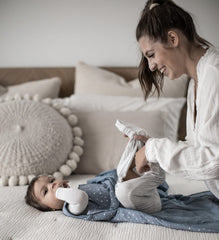GUNAMUNA Sleep Sack with 1.0 TOG plush-fill provides breathable warmth for year-round comfort