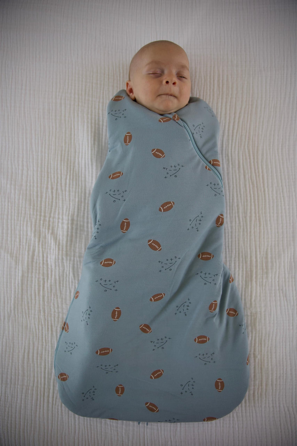 GUNAMUNA Swaddle Wrap 2.5 TOG soft-fill mimicking luxury down warmth.