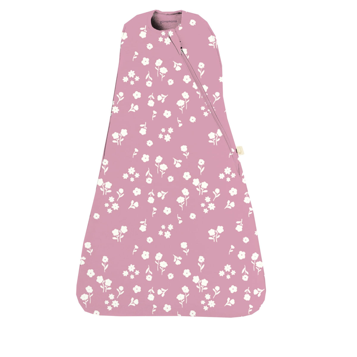 GUNAMUNA Swaddle Wrap WONDERZiP for quick diaper changes and warm snuggles.