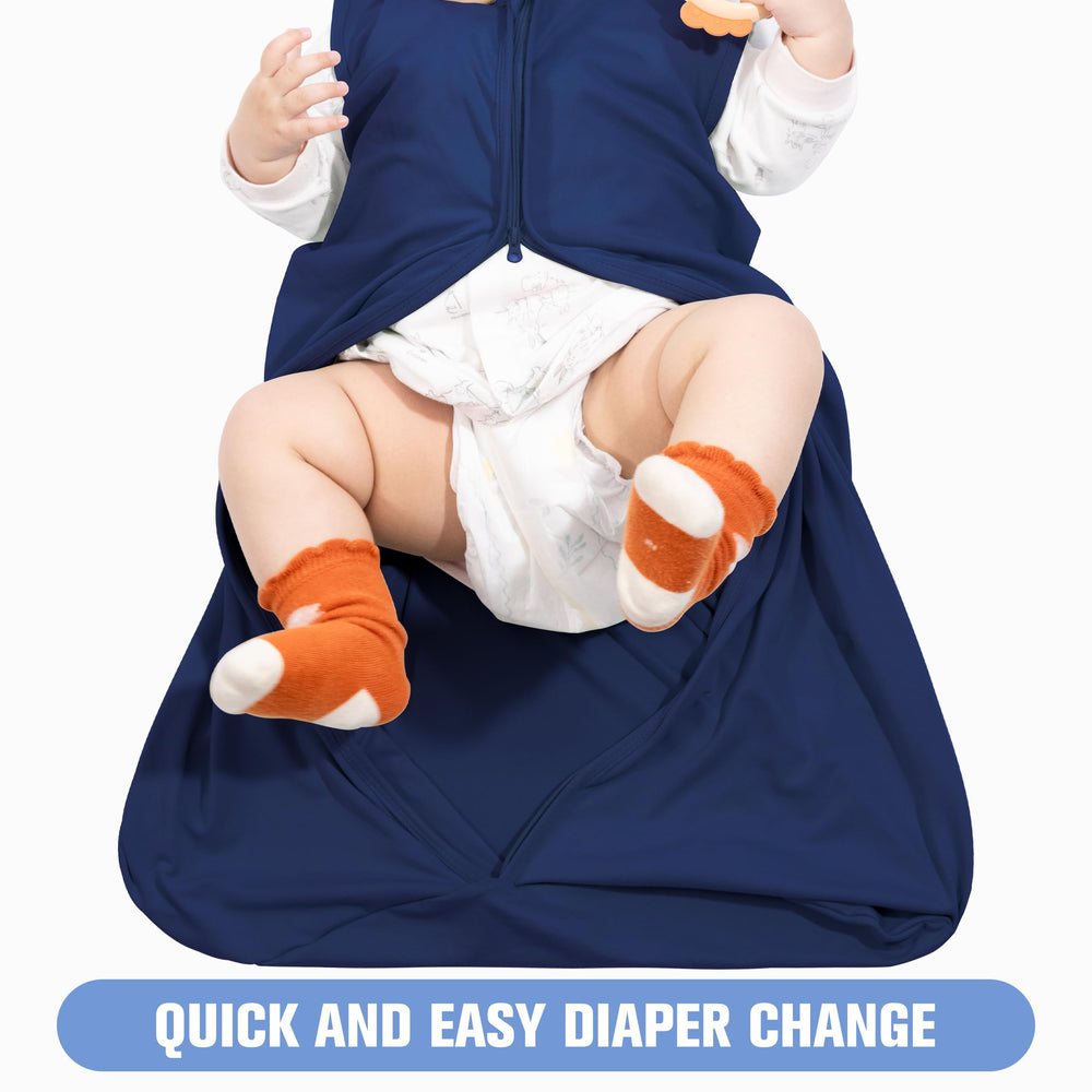 GUNTAIL baby sleep sack 2-way zipper ready for easy midnight diaper changes.