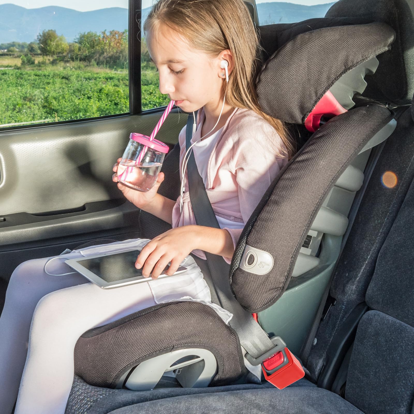 Guyemnat durable silicone seat belt accessory for everyday car use.
