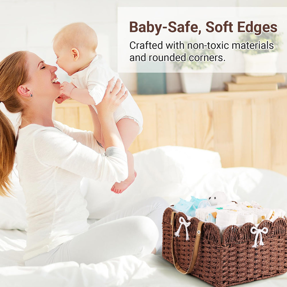GVKGVK removable off-white felt liner keeps diapers and wipes neatly secured