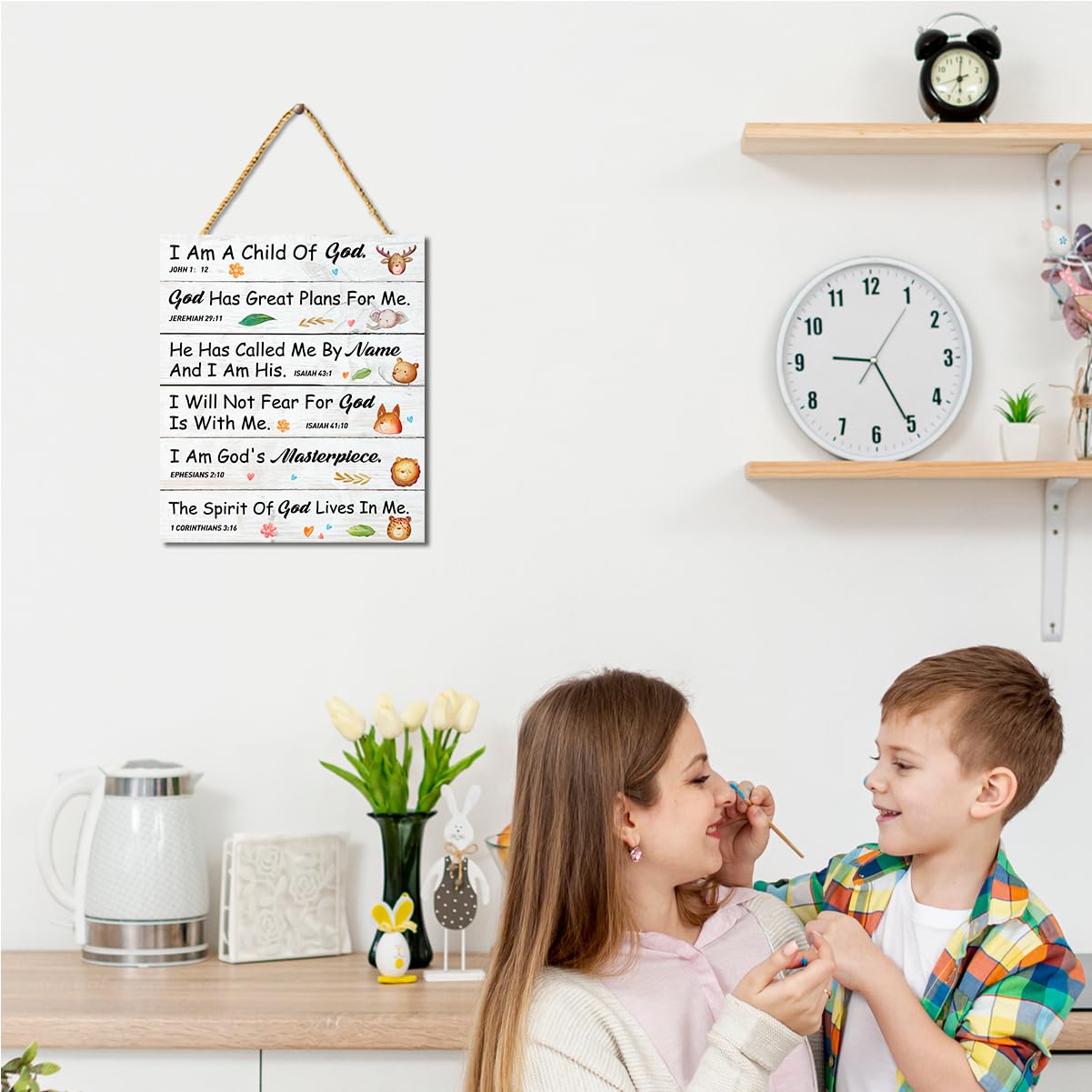 Gwisml I am a Child of God plaque hanging mount shows easy wall decor installation