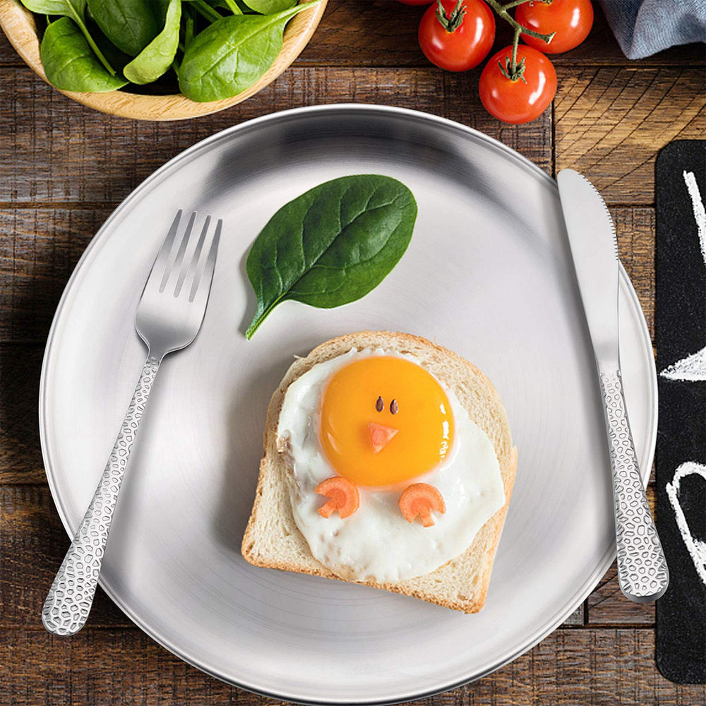 HaWare kids plates serving fruit and snacks, mimicking everyday snack tray usage