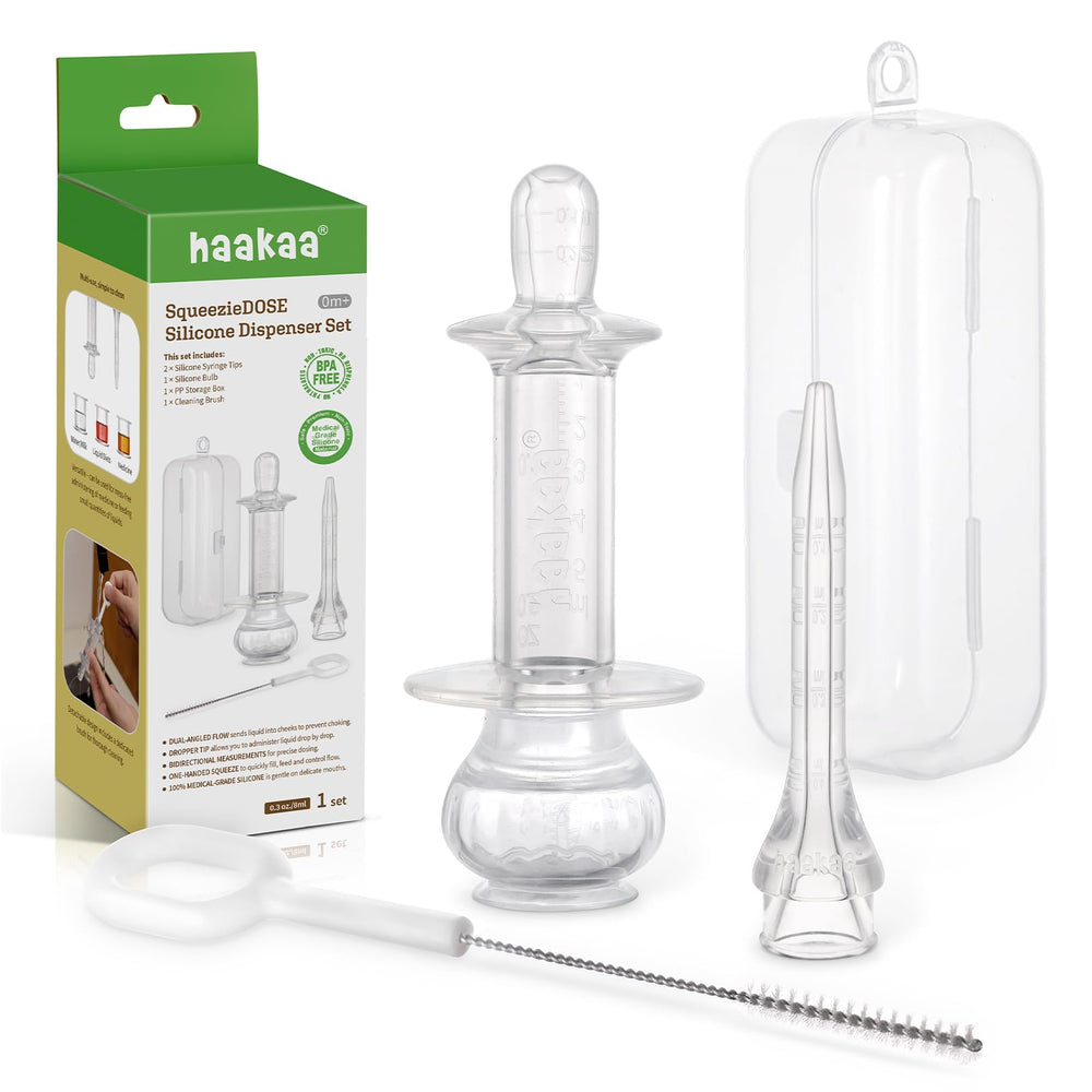 haakaa Baby Medicine Dispenser Set packaging highlights organized newborn care for easy medicine prep.