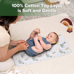 haakaa changing pad liner soft cotton top closeup for baby’s gentle skin contact