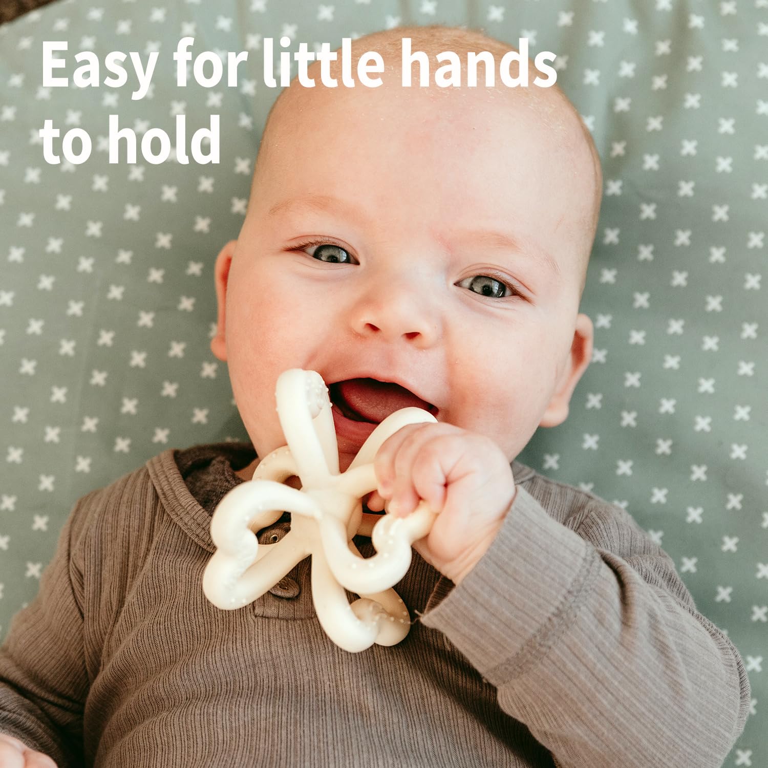 Haakaa clover teether fridge-cooling feature offers gentle cooling relief during teething