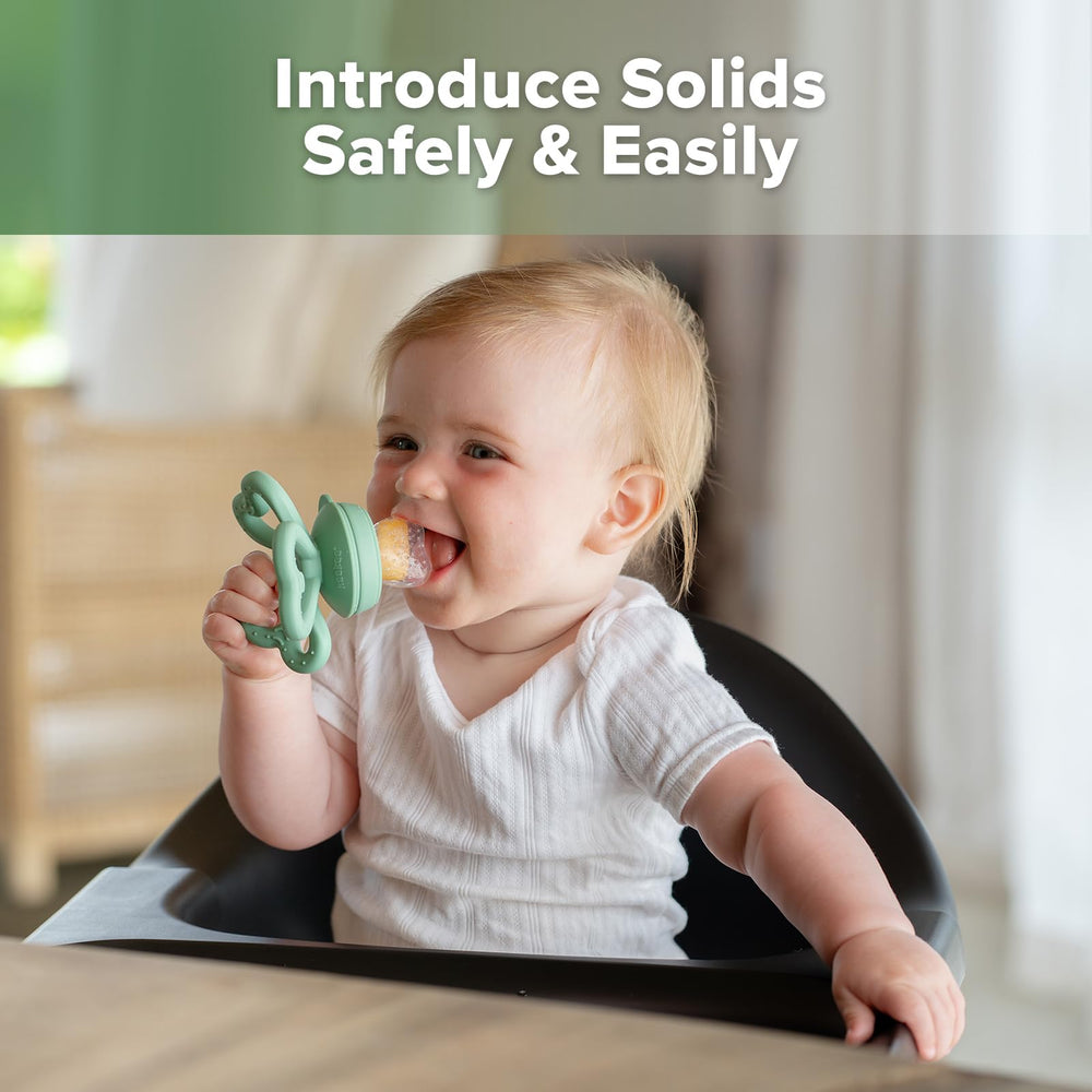 Haakaa Clover teether texture close-up highlighting textured leaves for teething comfort.