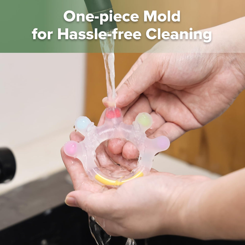 Haakaa Dinky Digits one-piece silicone for easy cleaning