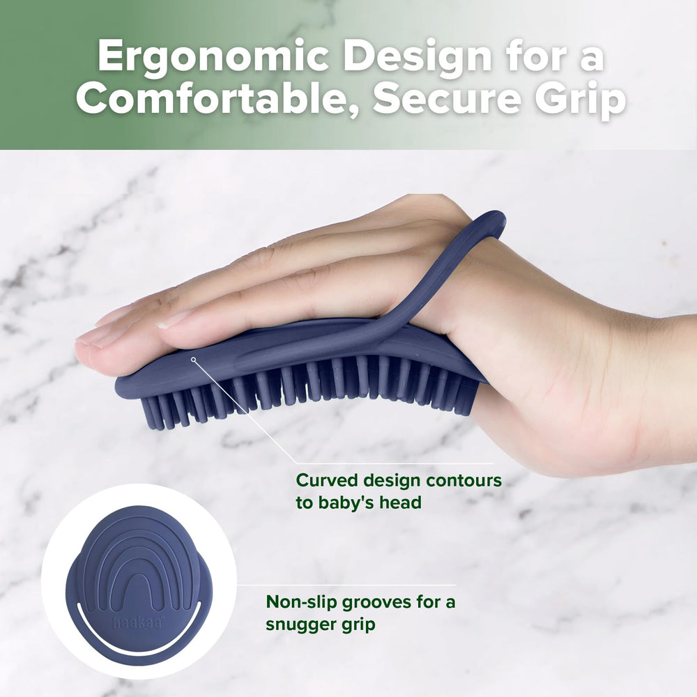 haakaa hypoallergenic baby-friendly brush reduces irritation during baths