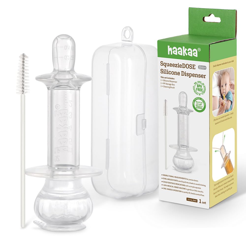 Haakaa SqueezieDOSE soft-syringe nib for gentle feeding and accurate dosing.
