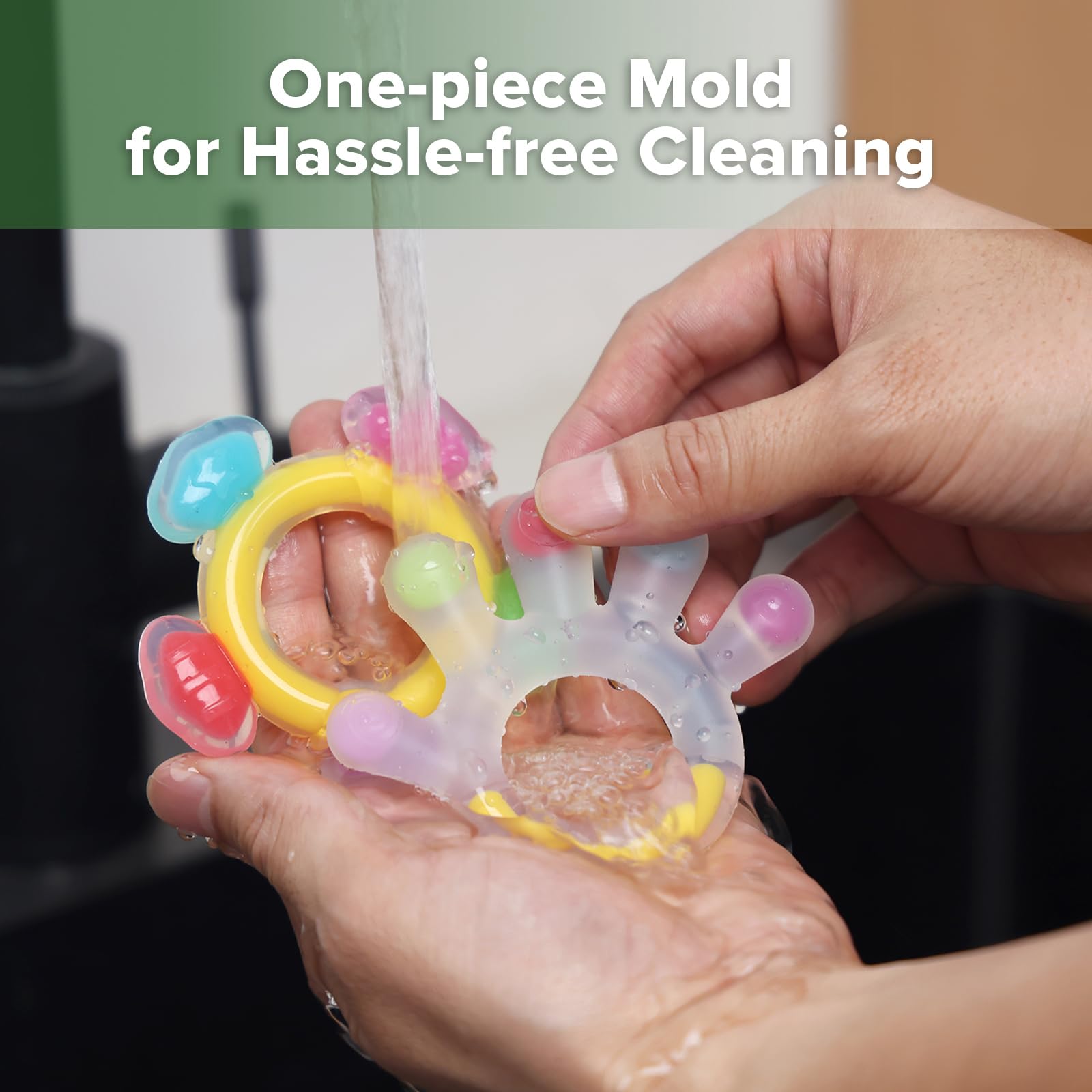 Haakaa teether BPA-free badge; safe, non-toxic silicone.