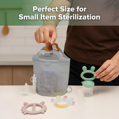 Haakaa 900ml bag holding small baby utensils for quick cleaning