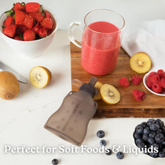 haakaa yummy pouch-spill-free-opening demonstrates child-controlled flow for picky eaters.