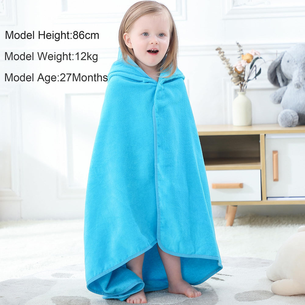 HAHASHOW skin-friendly fabric keeps baby dry and comfortable after baths.