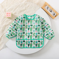 HaimoBurg baby smock-bib pocket catches spills to protect floors during mealtime.