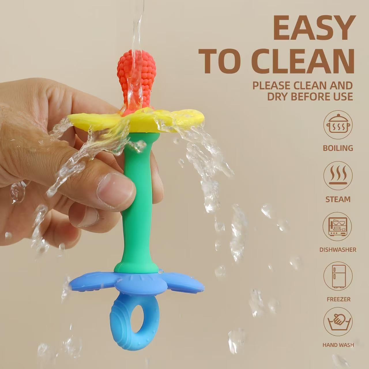 HALAA VAUVA lightweight-on-the-go teether is easy to carry.