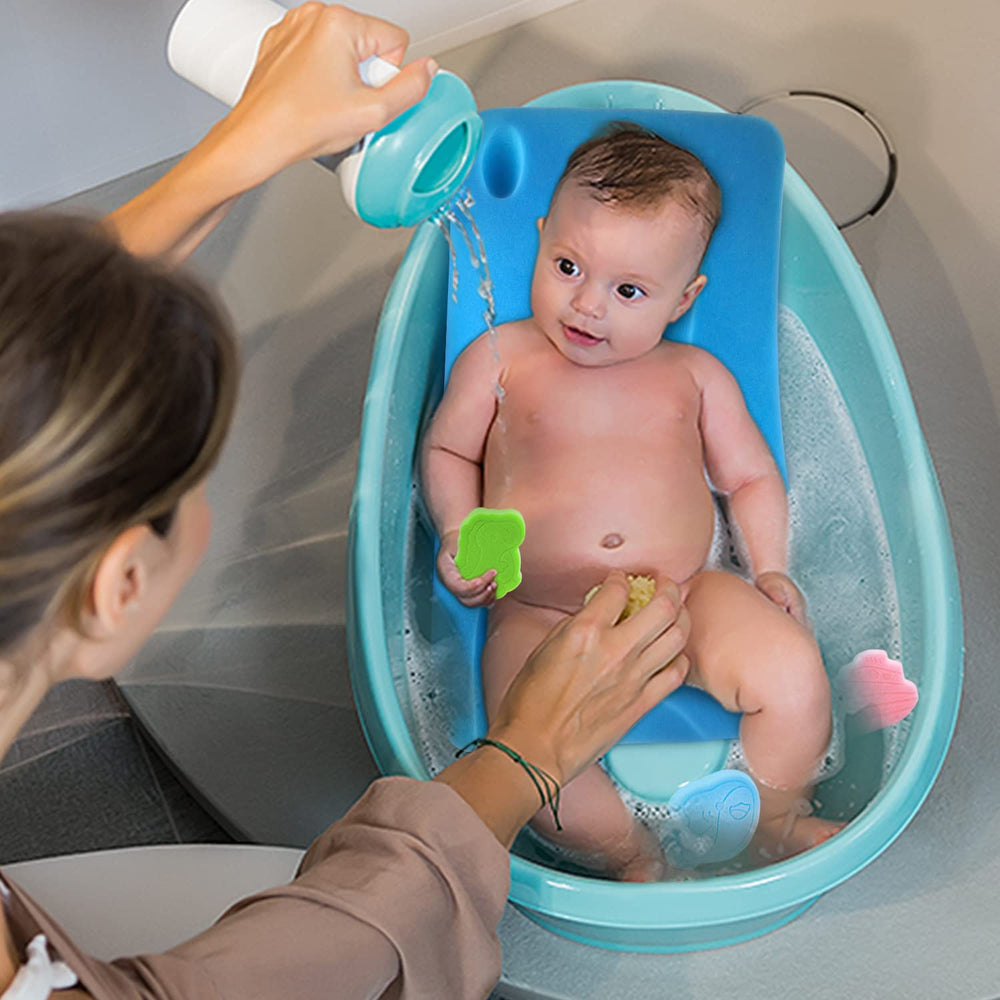 Hallo baby bath-sponge blue easy storage aids tidy bathroom spaces.