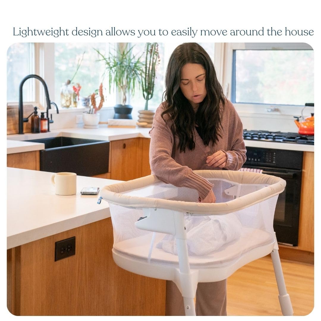 HALO BassiNest Lite machine-washable mesh for quick tidy-ups