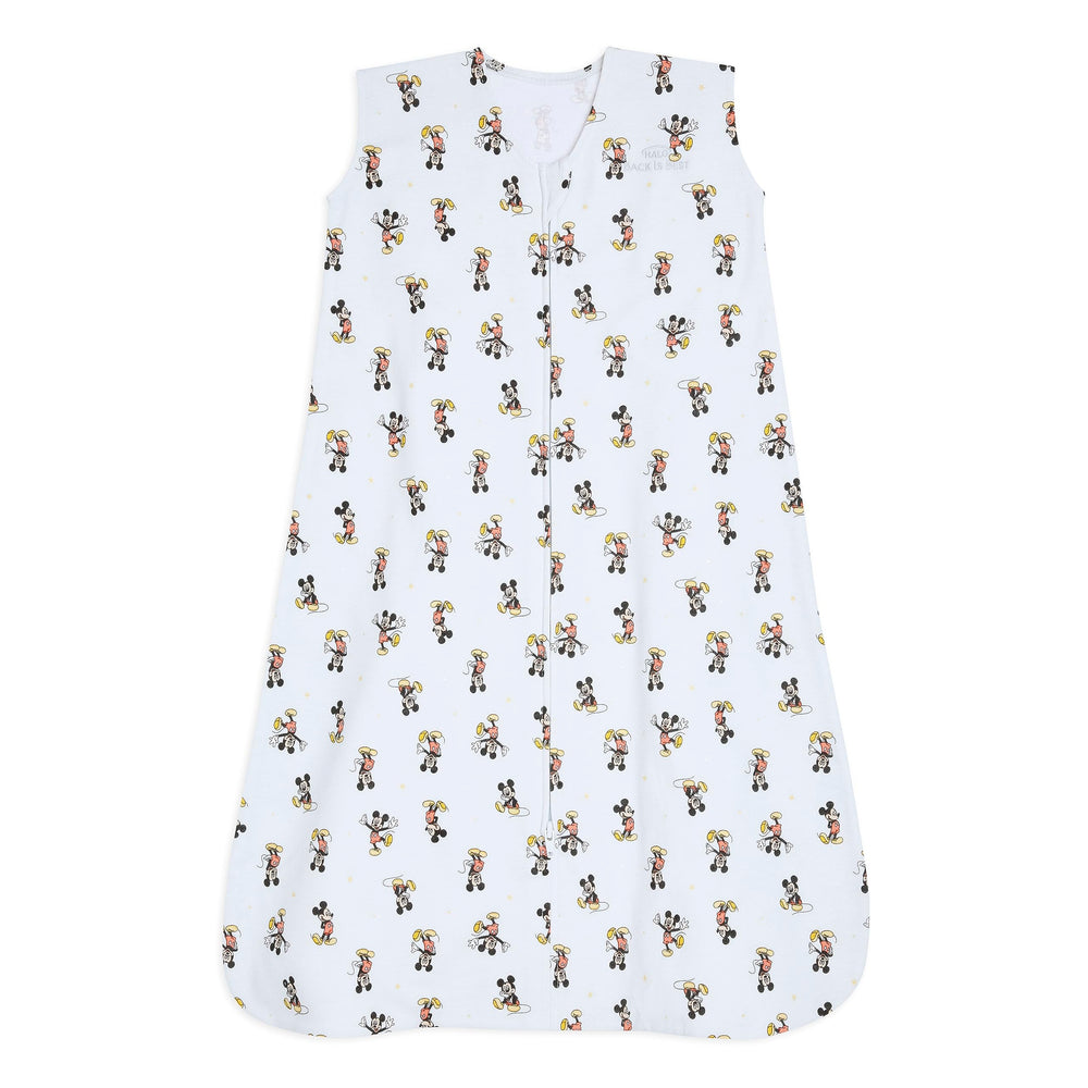 HALO Disney Sleepsack Mickey Fun zipper close-up demonstrates easy diaper changes and secure sleep.