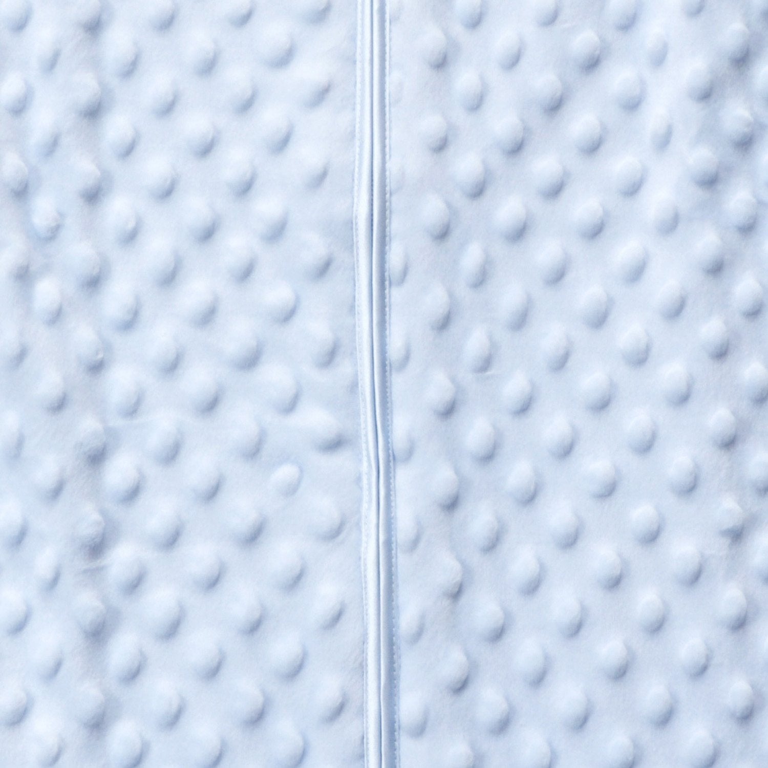 HALO Sleepsack TOG 1.5 all-season design supports comfortable nursery temps.
