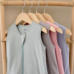 HALO hip healthy design badge on blanket allows natural leg movement