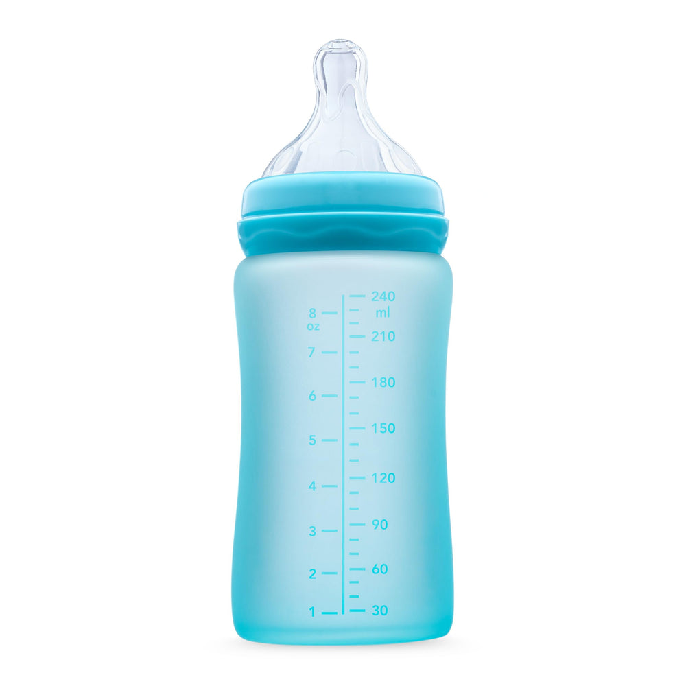 Hamarue teal sippy cup with straw for easy, age-appropriate sipping.