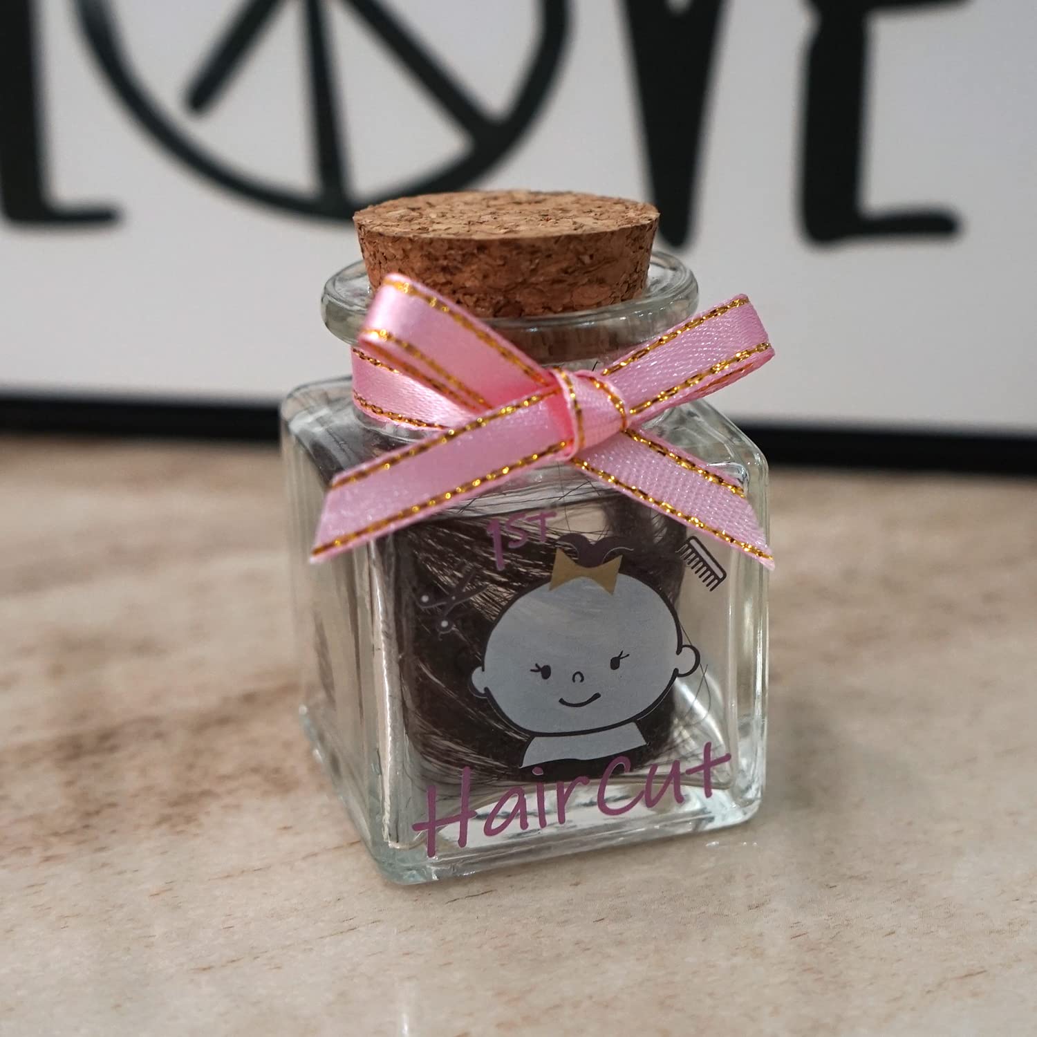 HAMUIERS first haircut keepsake holder inside hair strand view for storage of a strand