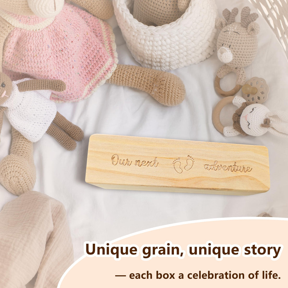 HAMUIERS pregnancy test keepsake box woodgrain detail emphasizes unique journey.